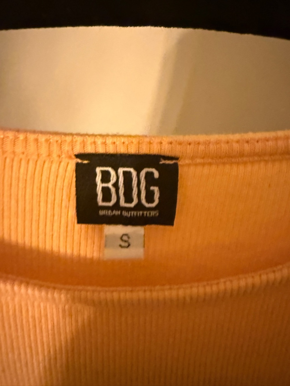 BDG Ribbed Long-Sleeve Crop Top - Picture 2 of 3